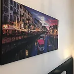 Laura\'s Home - I Navigli Che Vorrei